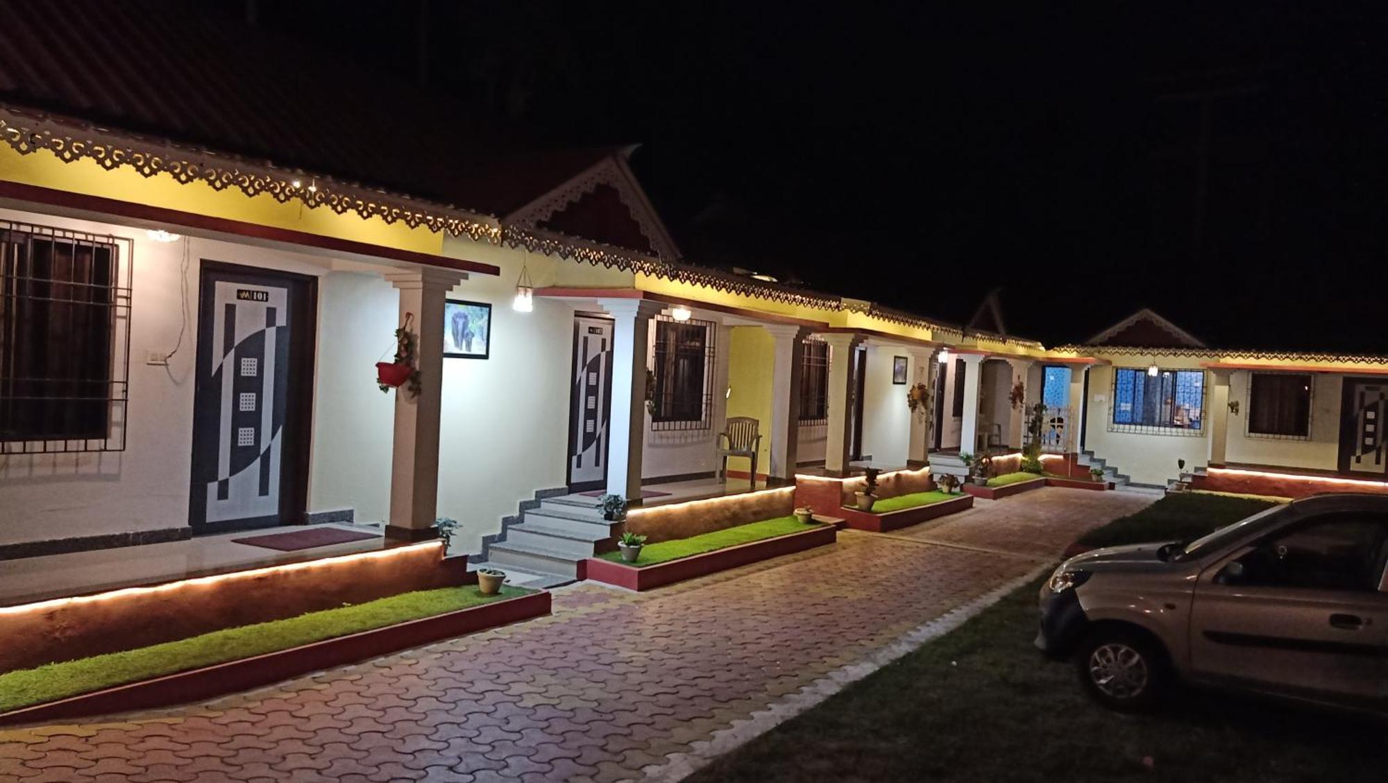 Viswamurti Resorts Chālsa Dış mekan fotoğraf